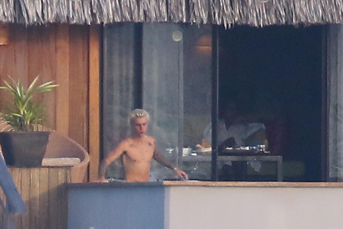 Galer A Justin Bieber Es Paparazzeado Completamente Desnudo En Sus